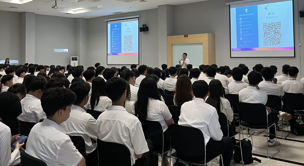 Mengintip Serunya Sesi Pengenalan Jurusan Business Creation di First Year Program!