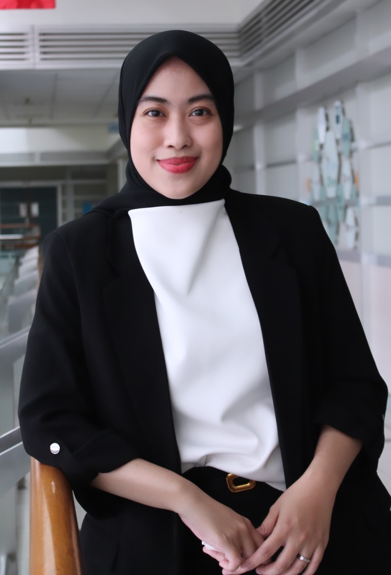 Dr. Ami Fitri Utami, SE., MSM