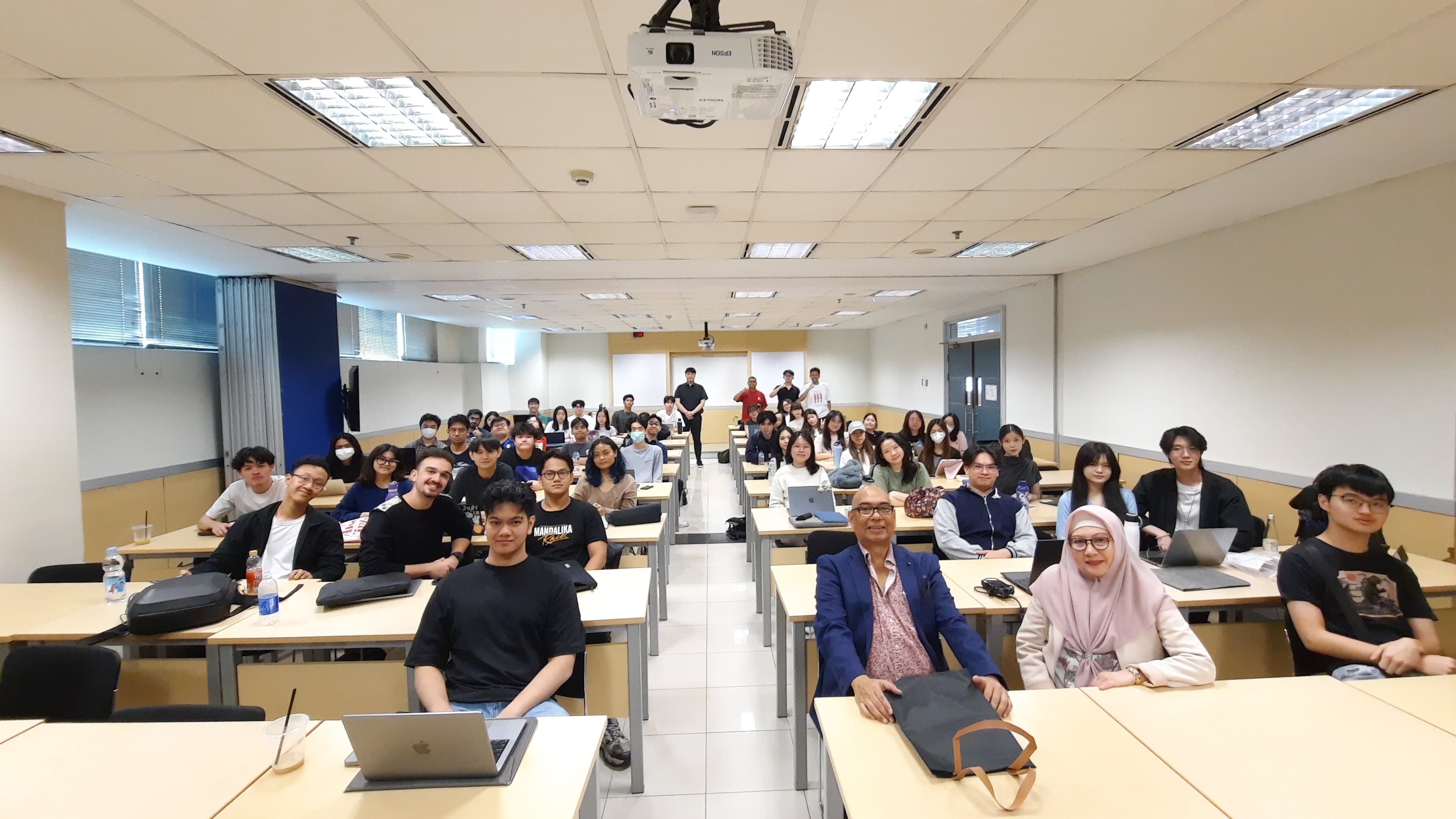 Business Commerce in Australia Class with KADIN Indonesia